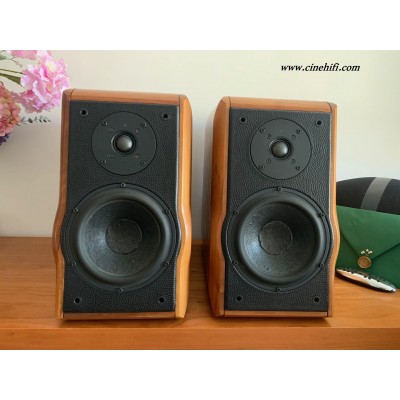 Usher RW-729
