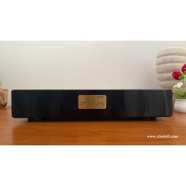 Jeff Rowland Design Group model 102